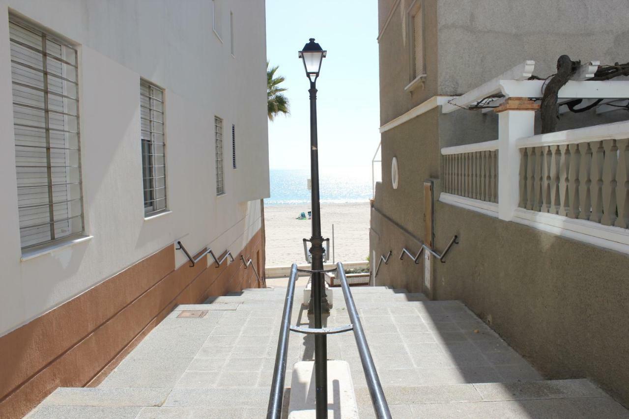 Apartamento Puerta Al Mar Lägenhet Rota Exteriör bild